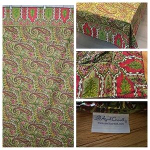 April Cornell Festive Paisley Tablecloth in Red and Green